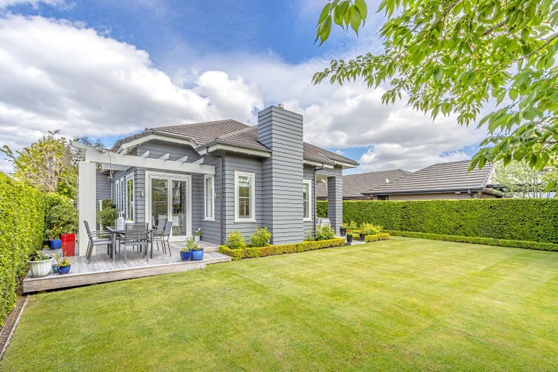5 Rivers Edge, Northwood, Christchurch - Carousel 2