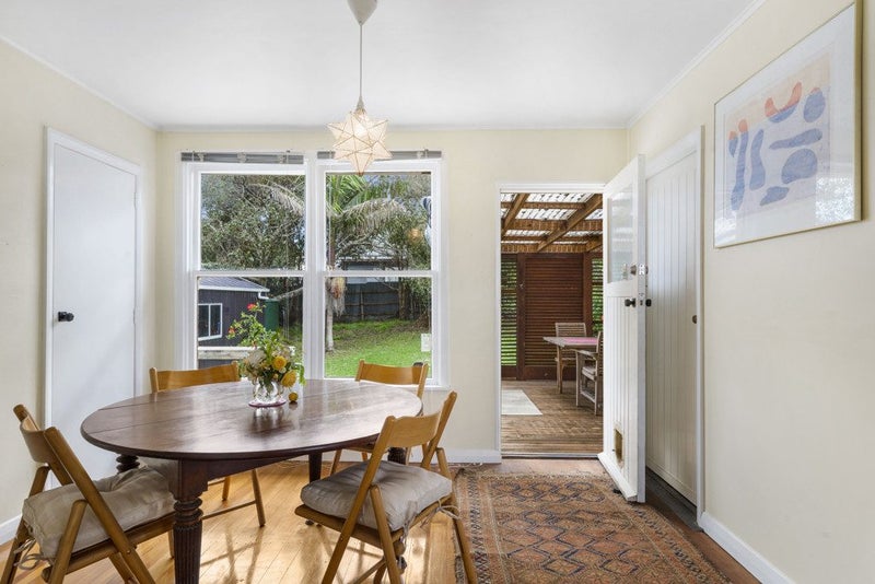 4 Inglewood Street, Wai o Taiki Bay, Auckland - Carousel 2