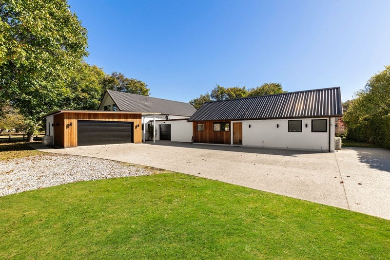 13 Quarry Place, Lake Hayes, Queenstown - Carousel 2