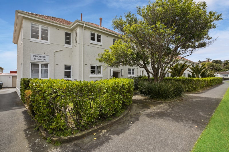 9/36 Marau Crescent, Mission Bay, Auckland - Carousel 2