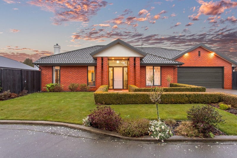 7 Applecross Lane, Harewood, Christchurch - Carousel 2
