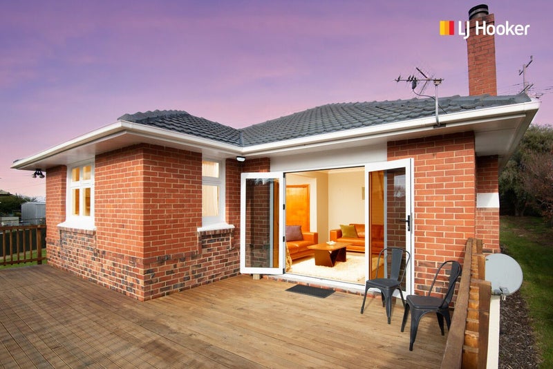 8 Saddleview Place, Fairfield, Dunedin - Carousel 1