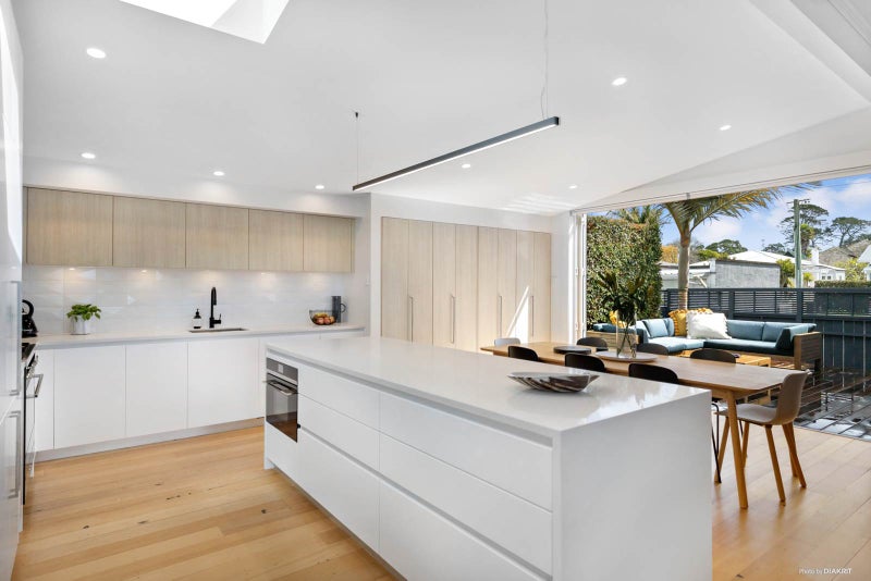 65 Amaru Road, One Tree Hill, Auckland - Carousel 2