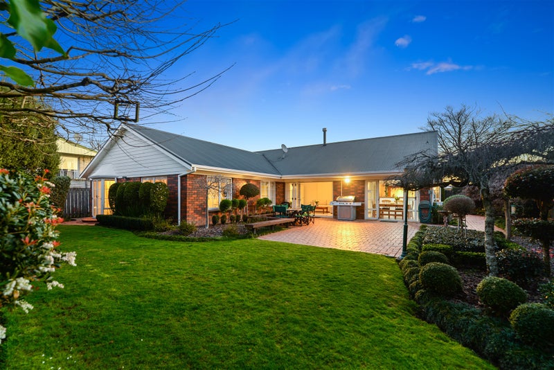 60B Sandwich Road, St Andrews, Hamilton - Carousel 2