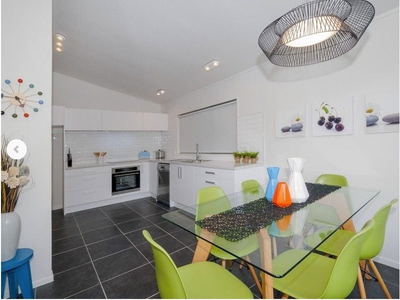 14 Westpoint Avenue, Harbour View, Lower Hutt - Carousel 2