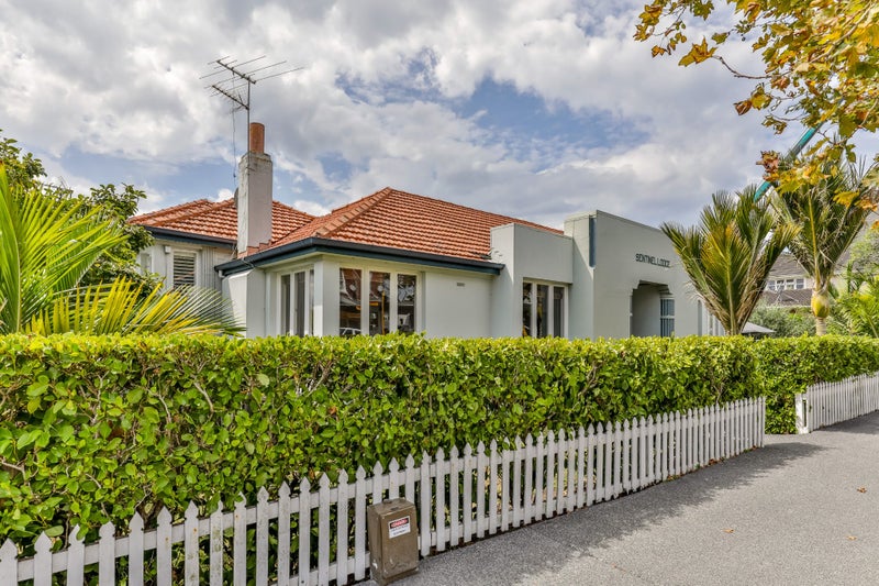 3/151 Jervois Road, Herne Bay, Auckland - Carousel 2