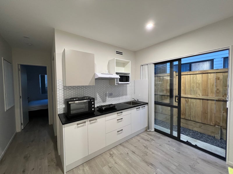 10 Hauhake Road, Flat Bush, Auckland - Carousel 1
