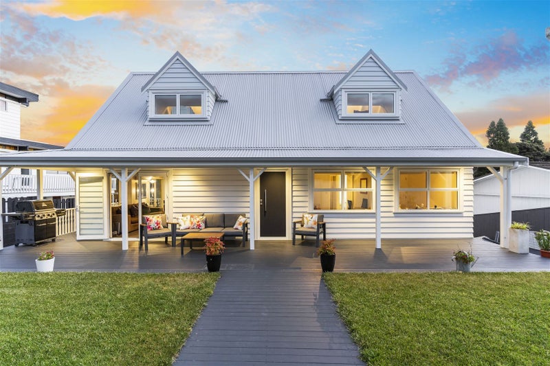 62 Chelsea View Drive, Chatswood, Auckland - Carousel 1