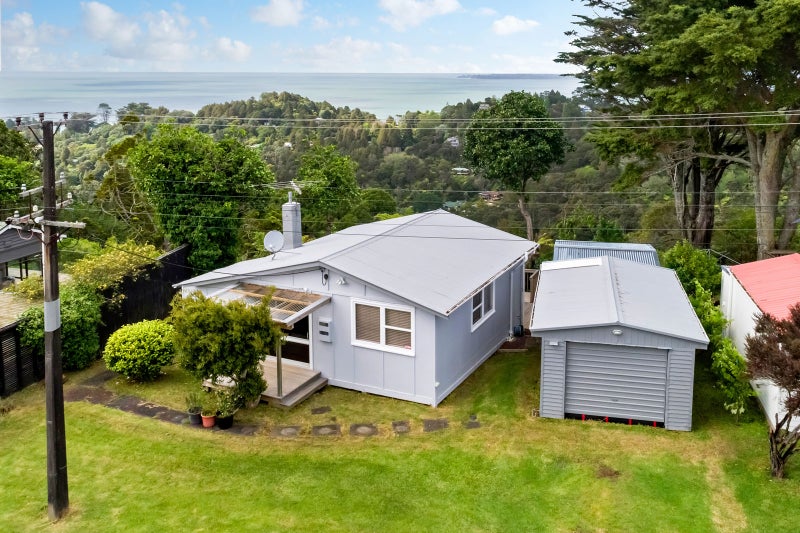 65 Tane Road, Laingholm, Auckland - Carousel 2