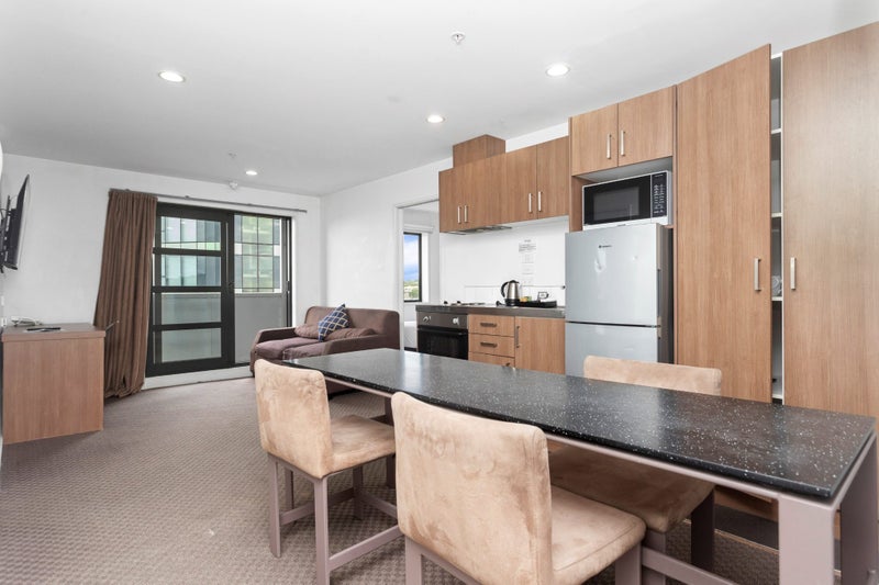 11J/6 St Martins Lane, Grafton, Auckland - Carousel 2