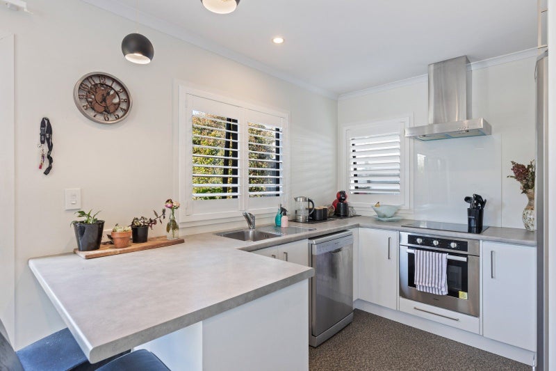 88A Pioneer Road, Moturoa, New Plymouth - Carousel 2