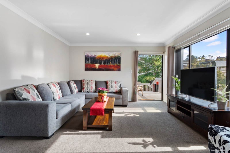 984 Beach Road, Torbay, Auckland - Carousel 2