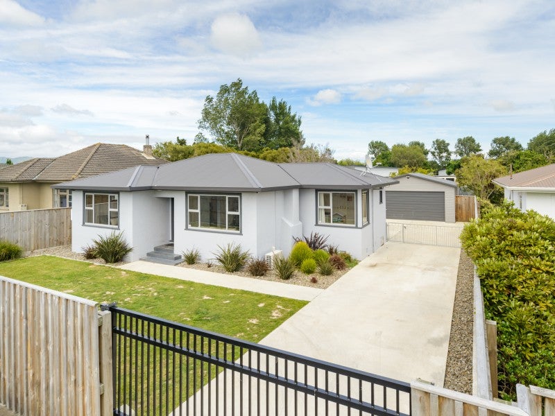 236 Botanical Road, Takaro, Palmerston North - Carousel 1