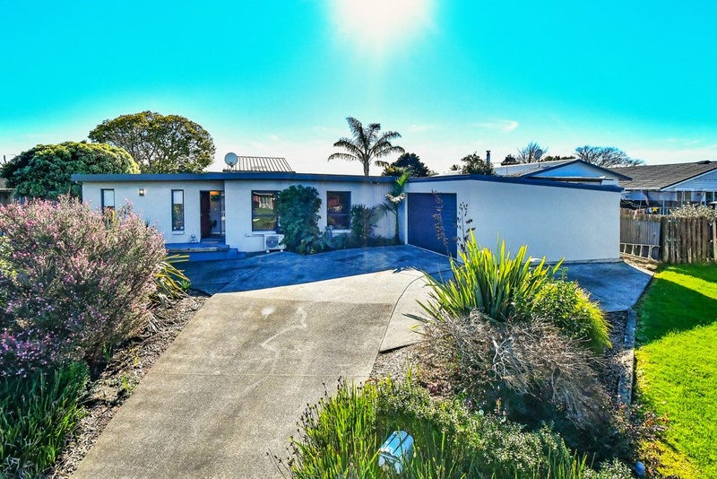 24 Magnolia Avenue, Opaheke, Papakura - Carousel 2