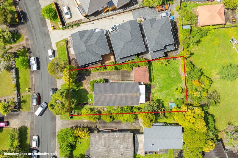 15 Lavery Place, Sunnynook, Auckland - Carousel 1