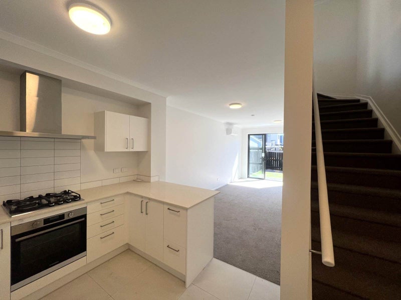 40 Manarini Road, Westgate, Auckland - Carousel 1