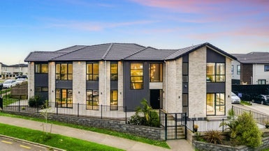 8 Teitei Rise, Flat Bush, Auckland - Carousel 1