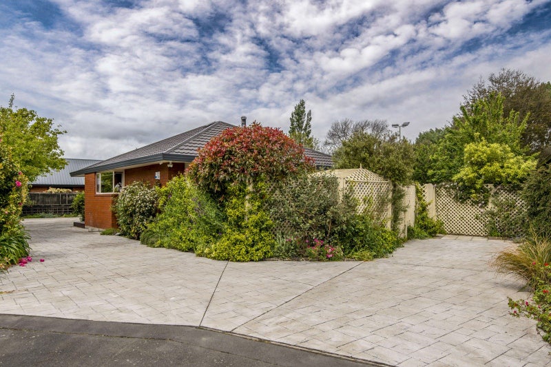 9 Thoresby Mews, Avonhead, Christchurch - Carousel 21