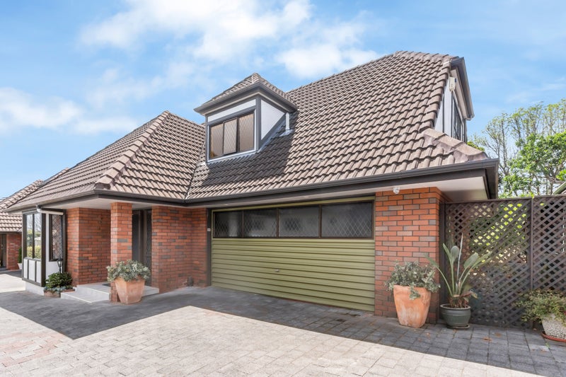 2/105 Selwyn Avenue, Mission Bay, Auckland - Carousel 1