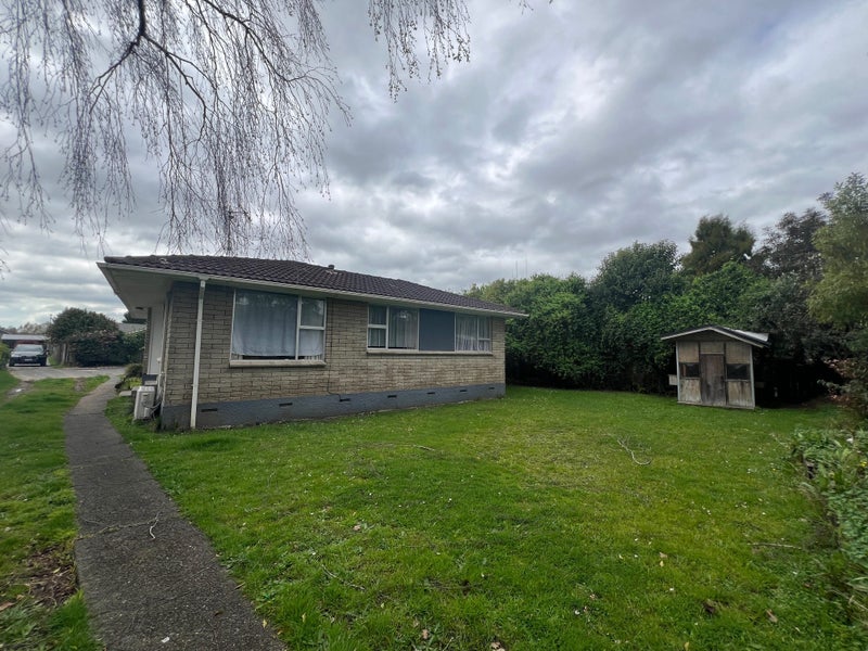 49 Rutherford Street, Chedworth, Hamilton - Carousel 14