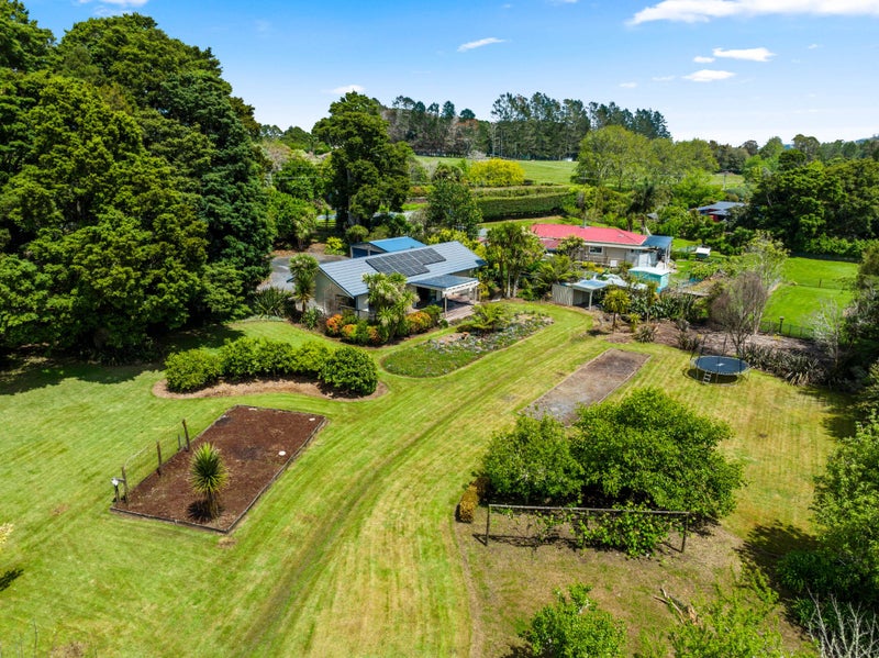 1220 Pipiwai Road, Whangarei - Carousel 1