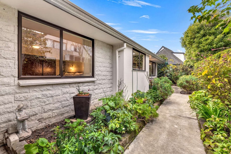 3 Caroline Crescent, Highbury, Palmerston North - Carousel 2