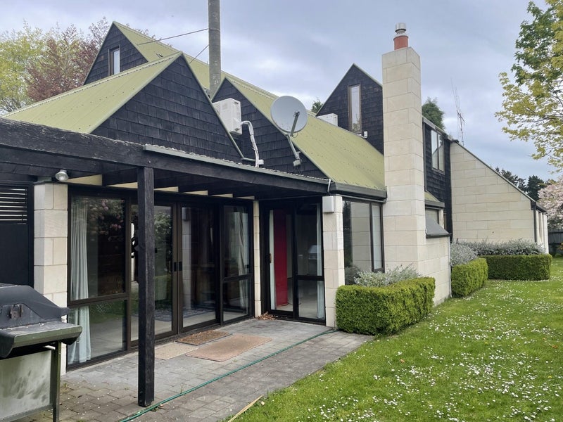 111 Mckenzie Street, Geraldine - Carousel 1