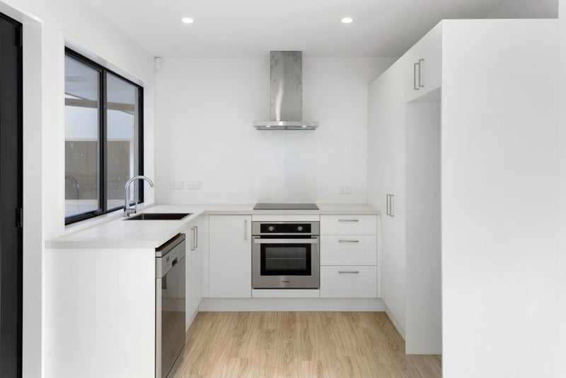 2/20 Inglis Street, Phillipstown, Christchurch - Carousel 2