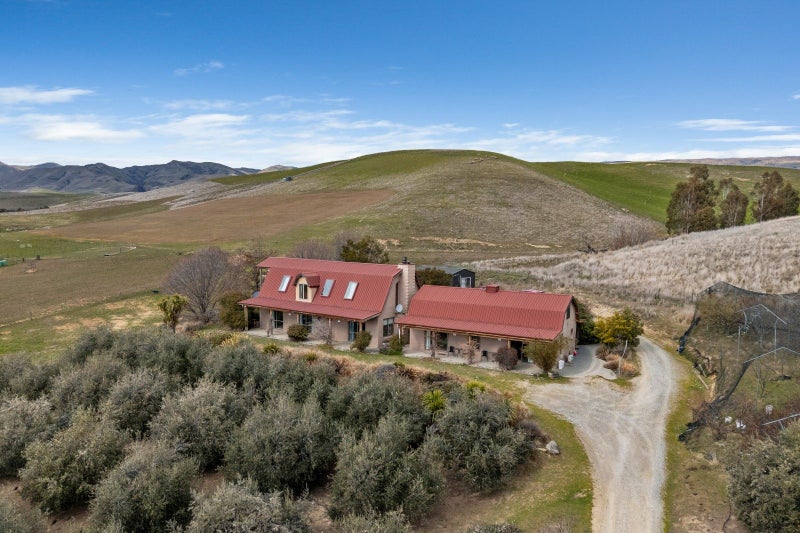 60 Thomson Gorge Road, Tarras - Carousel 2