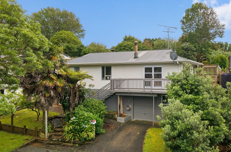 23 Sun Valley, Hatfields Beach, Orewa - Carousel 1