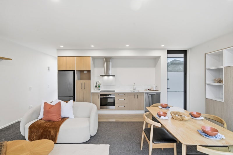 2/56 Geraldine Street, Edgeware, Christchurch - Carousel 2