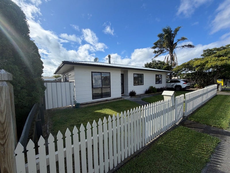 1/205 AVONDALE RD, GREENMEADOWS, NAPIER - Carousel 2