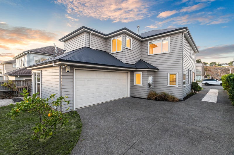 14 Barbarich Drive, Stonefields, Auckland - Carousel 1