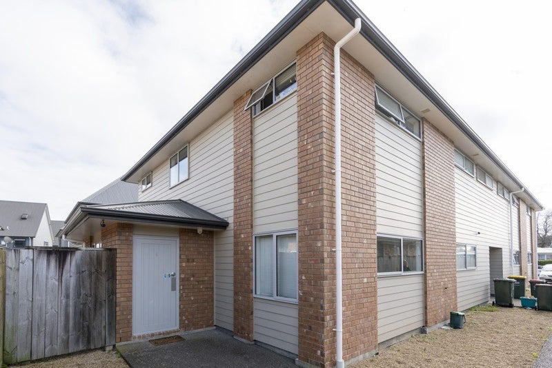 4/9 Greensboro Street, Hamilton East, Hamilton - Carousel 2