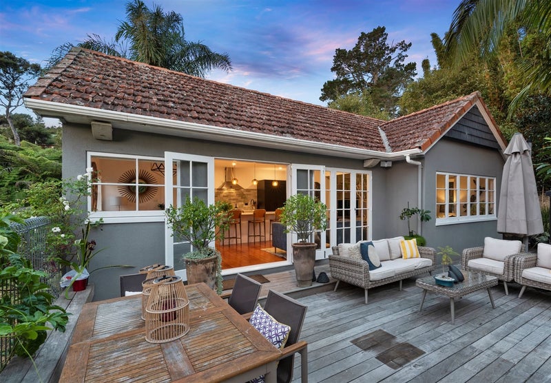 24 Chatham Avenue, Paremoremo, Auckland - Carousel 2