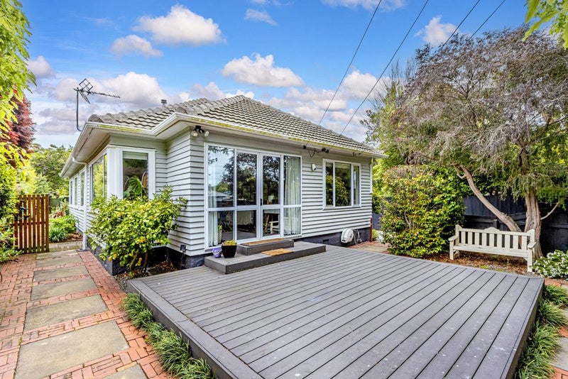 6 Wilding Street, Saint Martins, Christchurch - Carousel 1