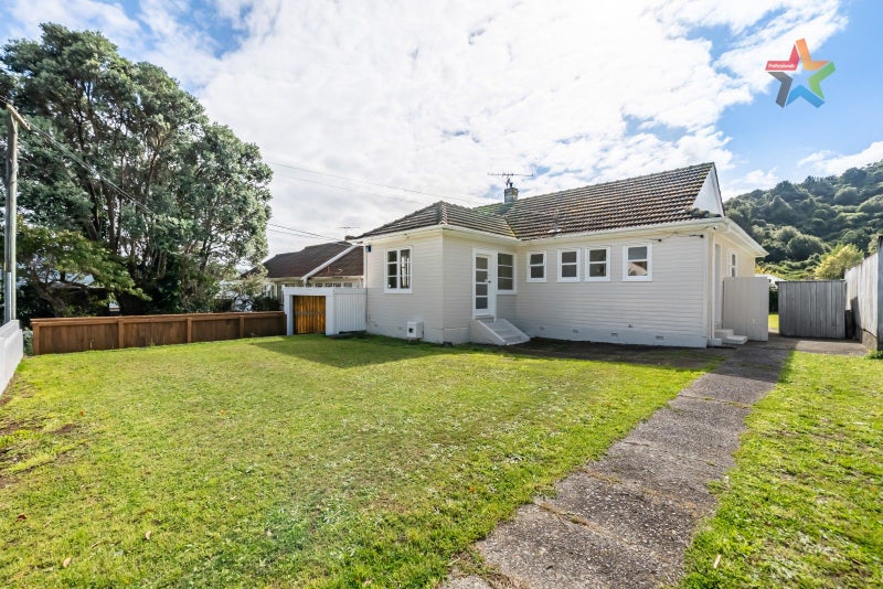66 Wilkie Crescent, Naenae, Lower Hutt - Carousel 1