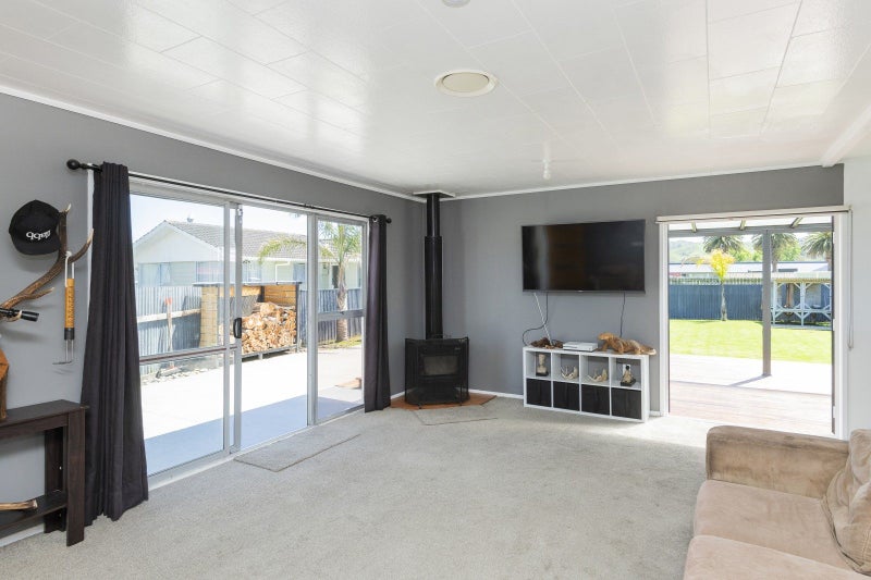 10A Ida Road, Outer Kaiti, Gisborne - Carousel 2