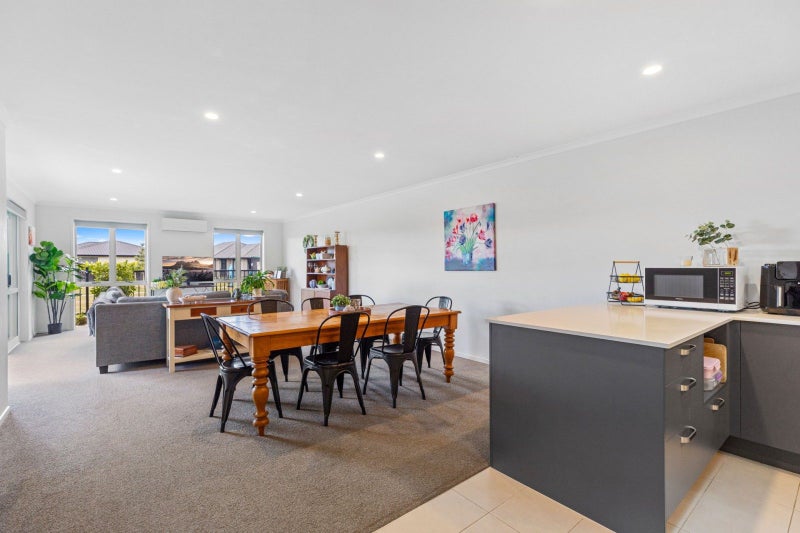 8 Naeo Close, Papamoa Beach, Papamoa - Carousel 2