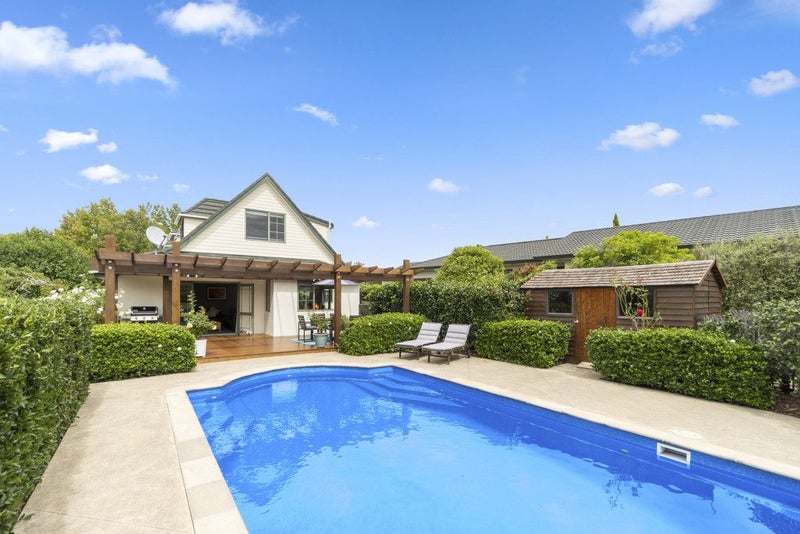 79 Sunny Crescent, Huapai, Kumeu - Carousel 1