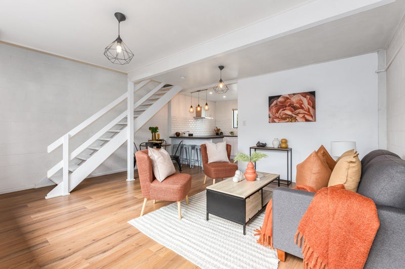 6/25 Tennyson ST, PETONE, LOWER HUTT - Carousel 2