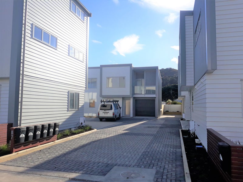 5/87 Victoria Street, Alicetown, Lower Hutt - Carousel 1