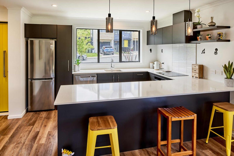 6 Holystone Road, Whitby, Porirua - Carousel 2