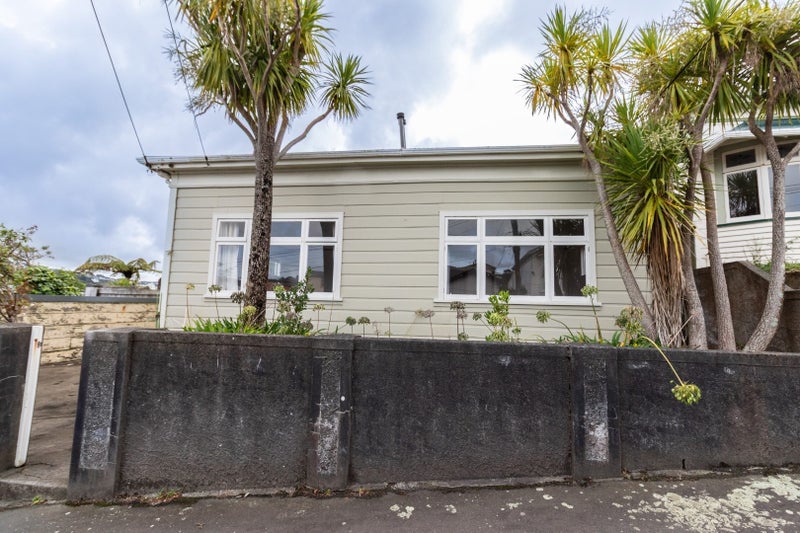 3 Douro Avenue, Newtown, Wellington - Carousel 1