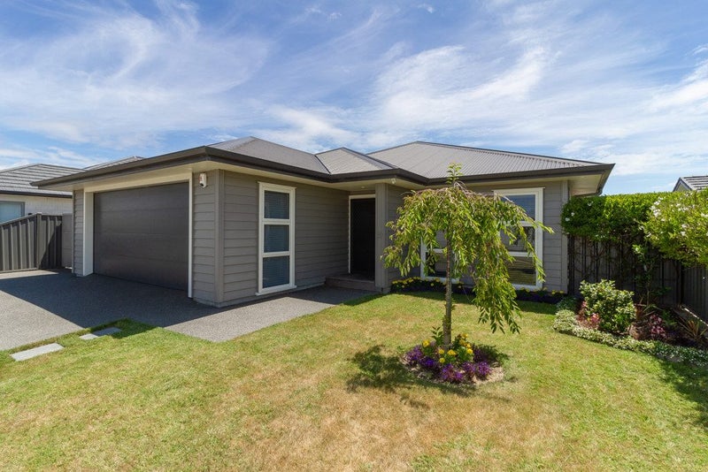 38 Hurunui Drive, Te Awa, Napier - Carousel 2