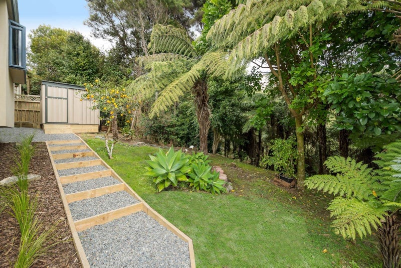 11 Canary Place, Unsworth Heights, Auckland - Carousel 14