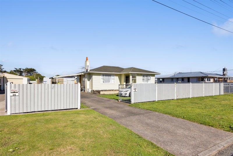 25 Grey Street, Normanby, Hawera - Carousel 1