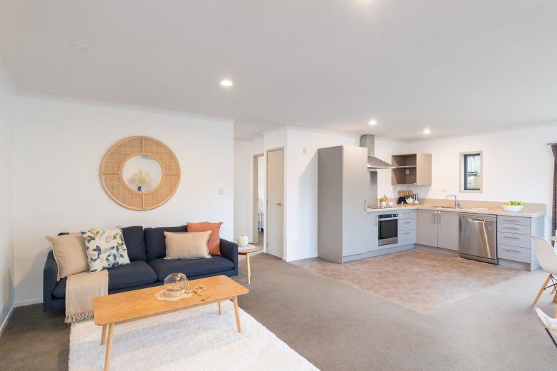 52 Sunstone Crescent, Brown Owl, Upper Hutt - Carousel 1