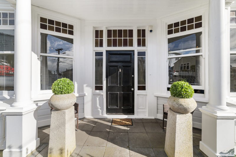 86 Nairn Street, Mount Cook, Wellington - Carousel 2