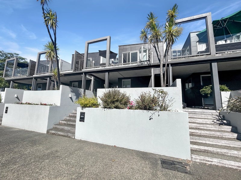 364 Lake Terrace, Two Mile Bay, Taupō - Carousel 2